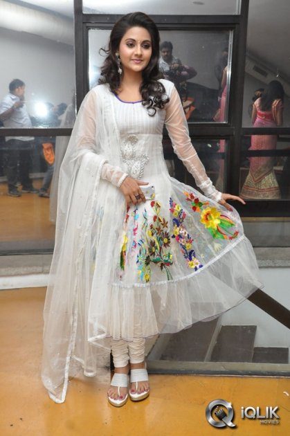 Manochitra-at-Malligadu-Marriage-Bureau-Audio-Release